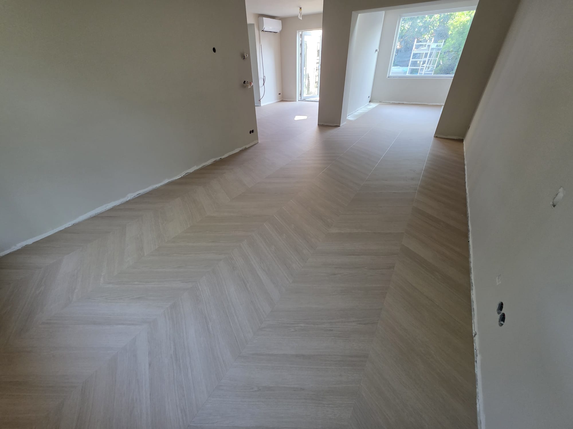 Hoe arbeidskosten en planning bij PVC trapbekleding worden berekend